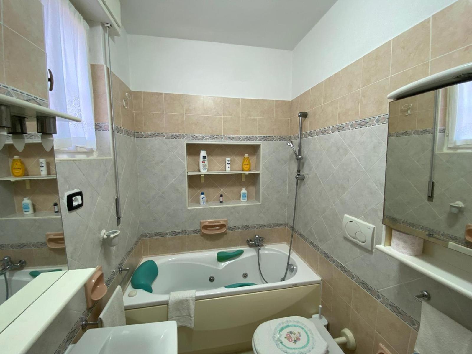 Lemon House Lägenhet Sassari Exteriör bild